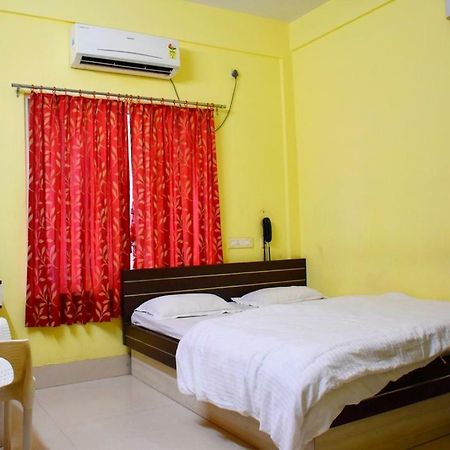 Capital O Kabita Guest House Near Acropolis Mall Kolkata Ngoại thất bức ảnh