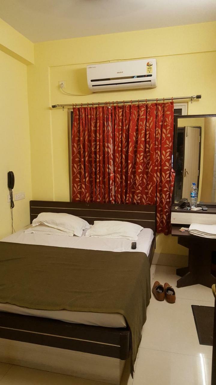Capital O Kabita Guest House Near Acropolis Mall Kolkata Ngoại thất bức ảnh